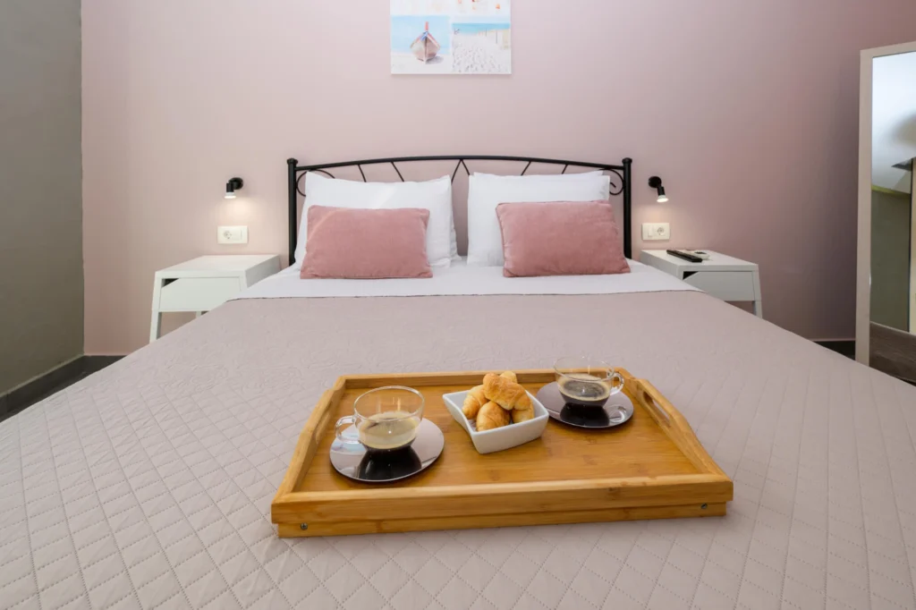 Cozy Downtown Holiday Apartment in Kissamos, Crete