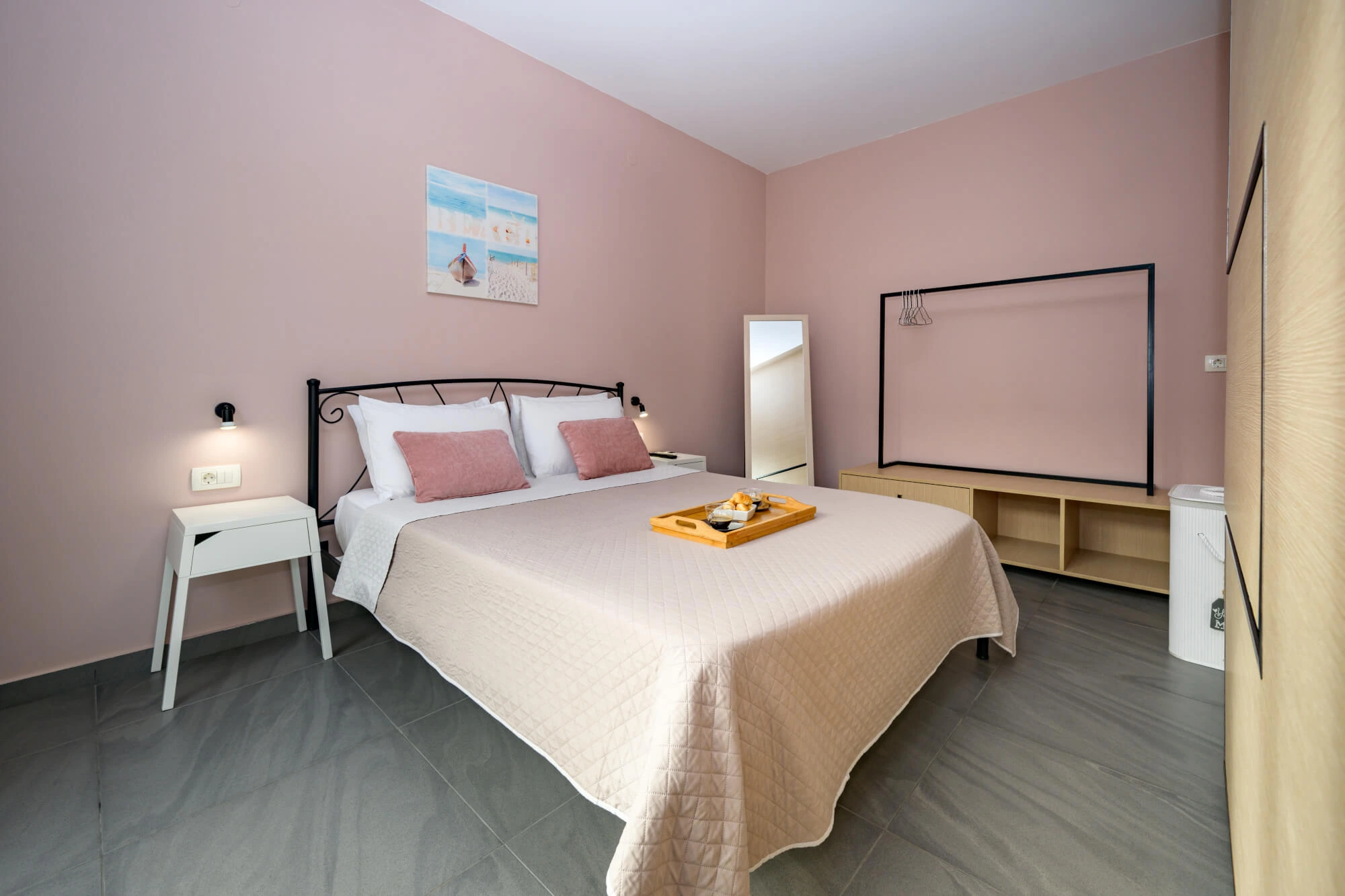 cozy-downtown-holiday-apartments-kissamos-crete-8