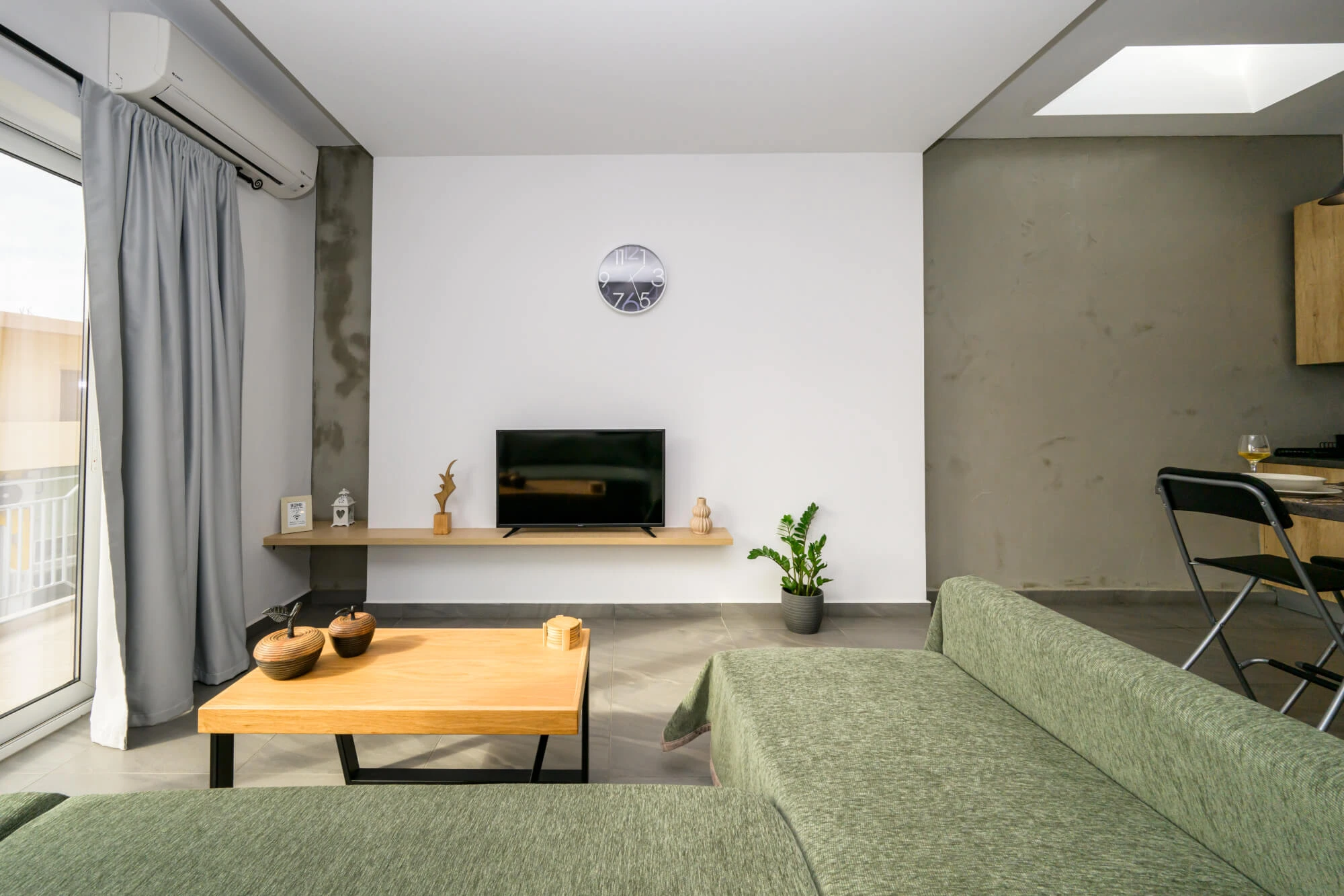 modern-spacious-holiday-apartments-kissamos-crete-2