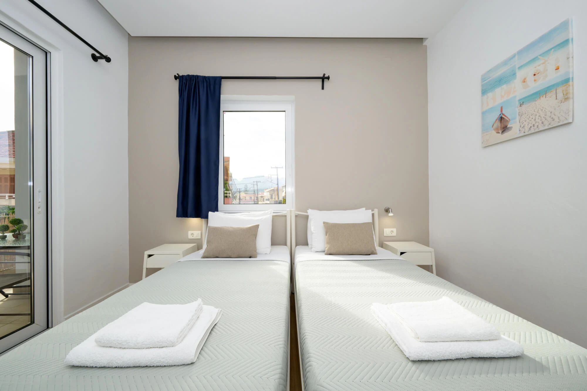 modern-spacious-holiday-apartments-kissamos-crete-46
