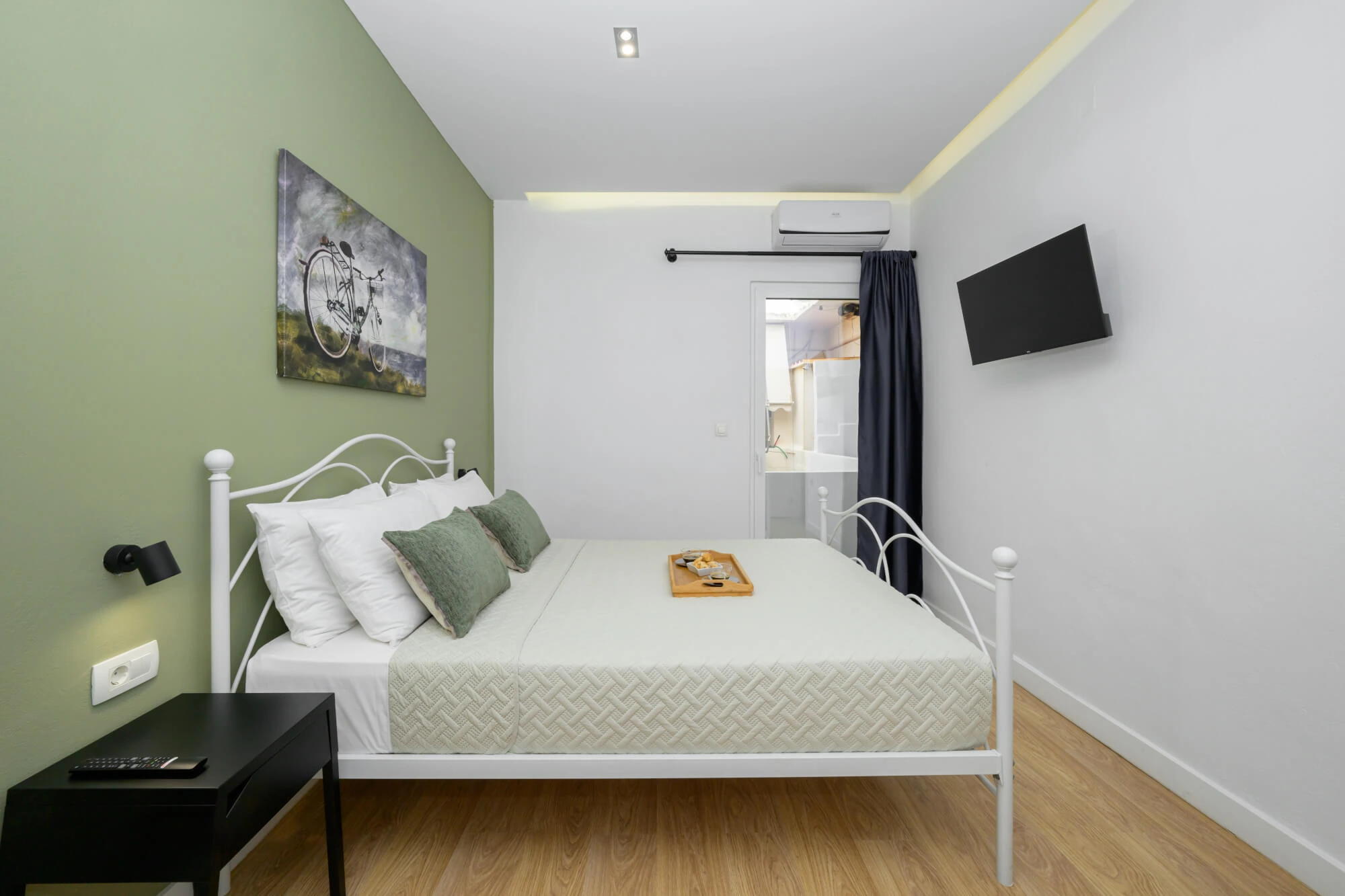 modern-spacious-holiday-apartments-kissamos-crete-55